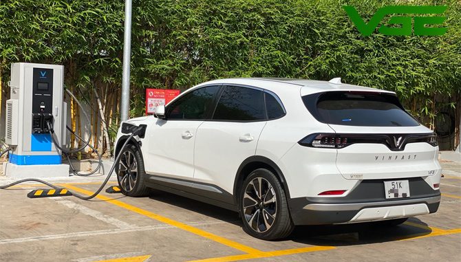 Sạc xe ô tô điện